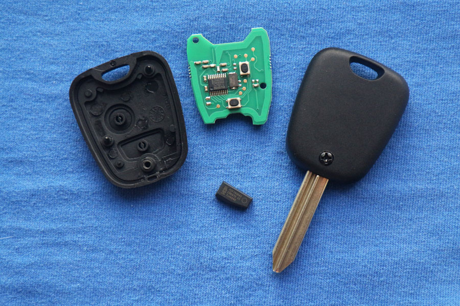 Как изготовить дубликат ключа с чипом для автомобиля